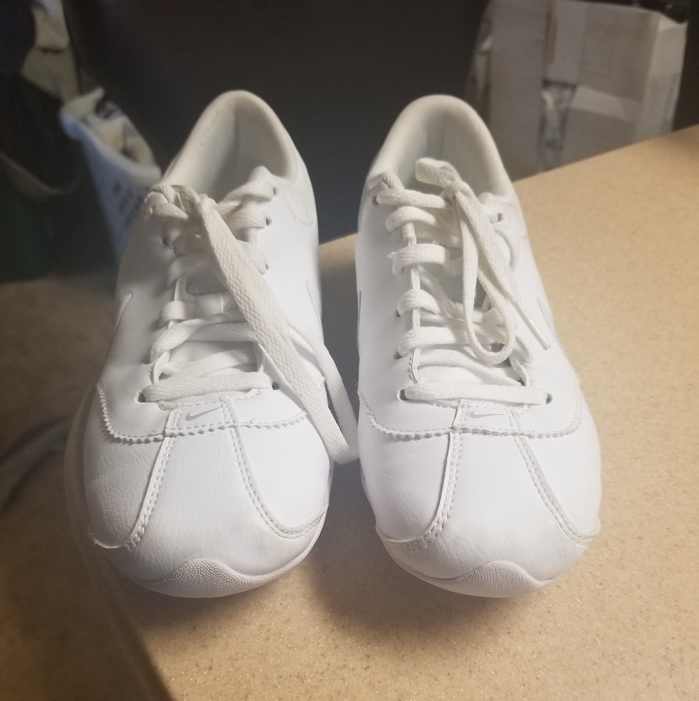 Nike Cheer Unite 5.5